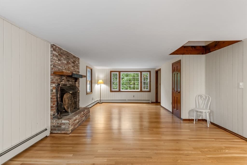 Single Family Residence at 80 Runway Ln, Eastham MA 02642, Eastham, photo 7 of 34