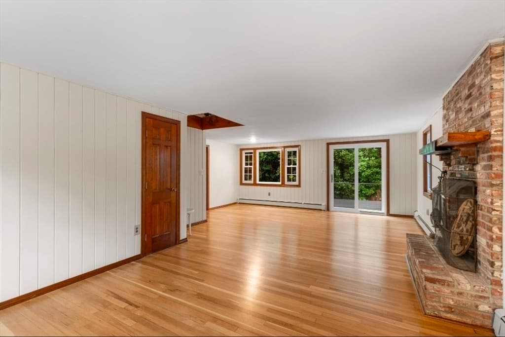 Single Family Residence at 80 Runway Ln, Eastham MA 02642, Eastham, photo 5 of 34