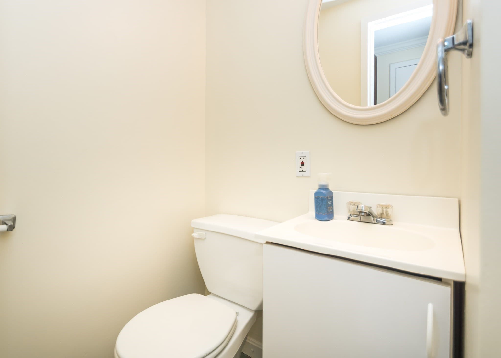 Condominium at 200-202 Church Street # 202, Waltham MA 02452, photo 19 of 22