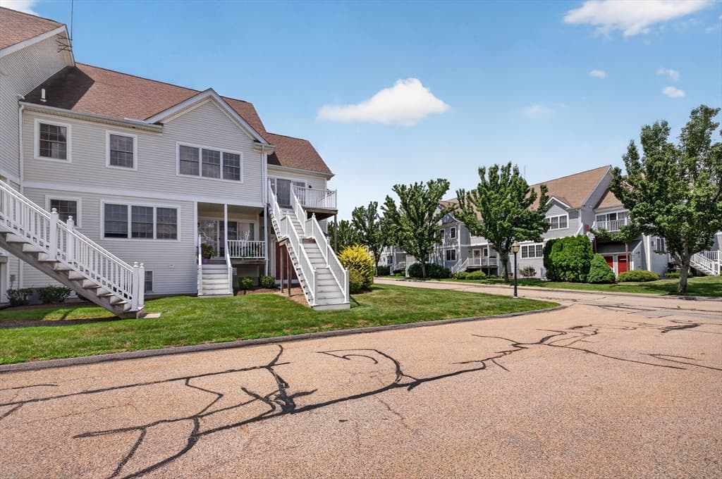 521 Hampton Way # 521, Abington MA 02351 photo 23