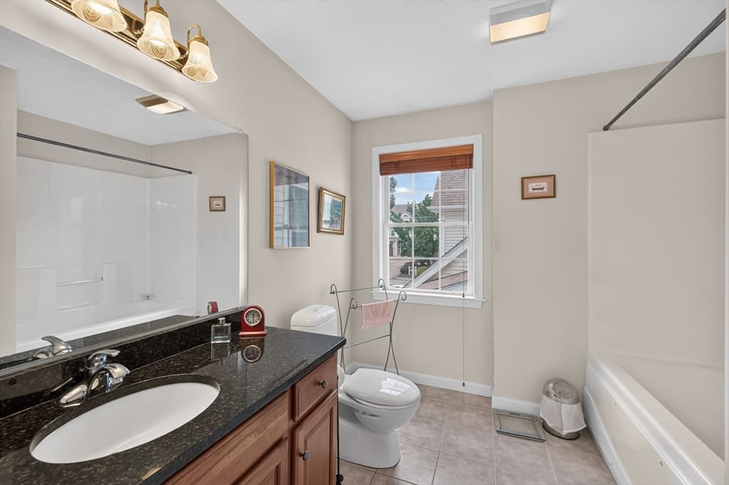 521 Hampton Way # 521, Abington MA 02351 photo 16