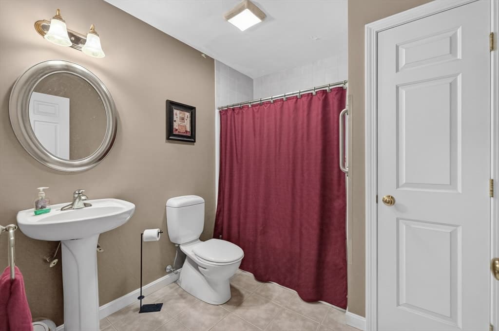 521 Hampton Way # 521, Abington MA 02351 photo 20