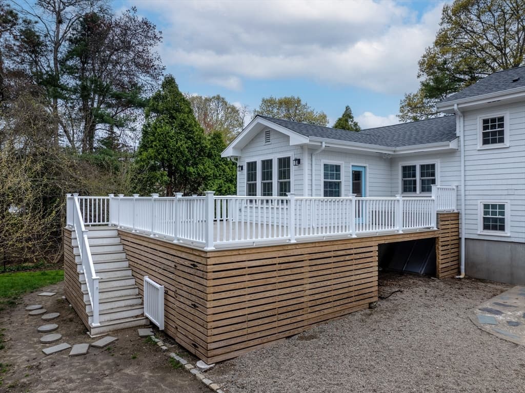 Single Family Residence at 10 Knollwood Dr, Mattapoisett MA 02739, photo 36 of 42