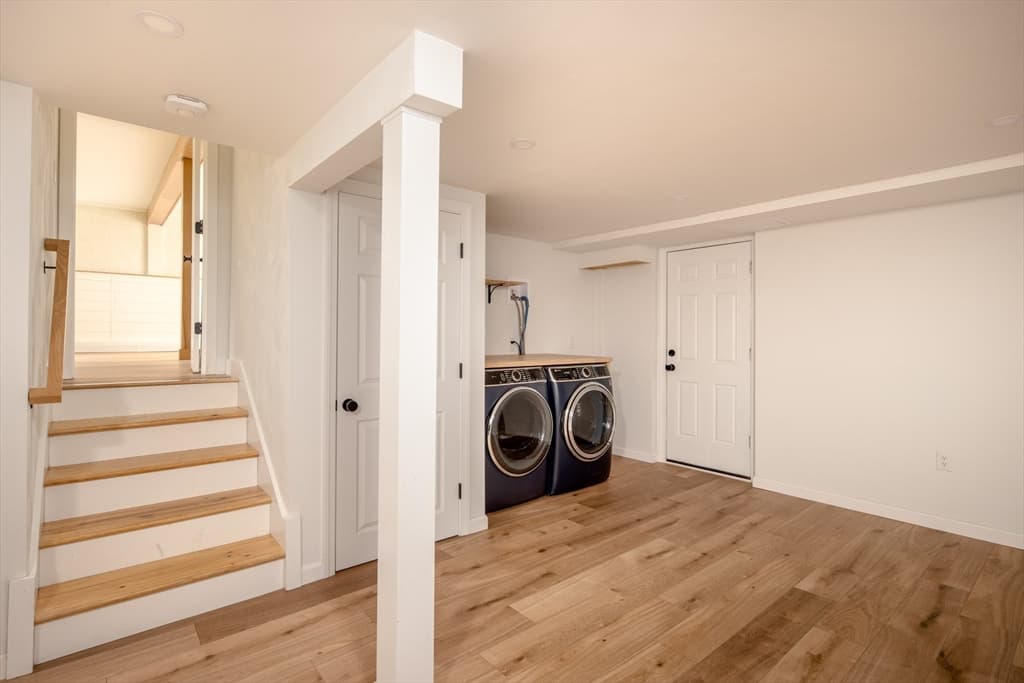 Single Family Residence at 10 Knollwood Dr, Mattapoisett MA 02739, photo 19 of 42