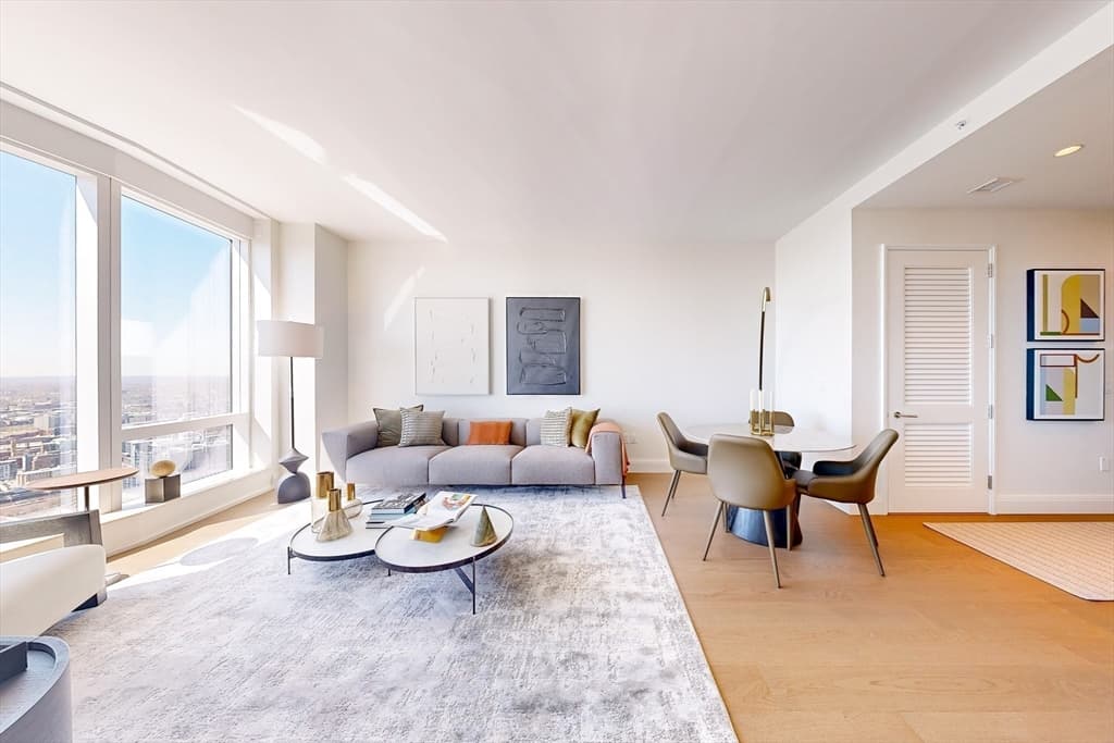 240 Devonshire Street # U4007, Boston MA 02110