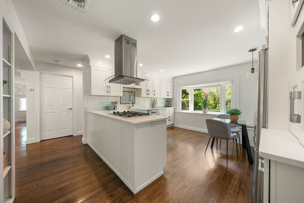 Single Family Residence at 129 Dover Road, Westwood MA 02090, photo 19 of 41