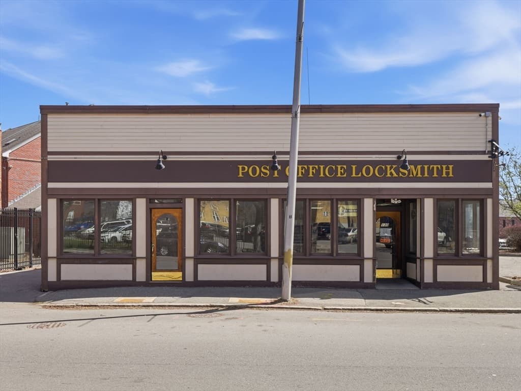 124 - 130 Gorham St, Lowell MA 01852