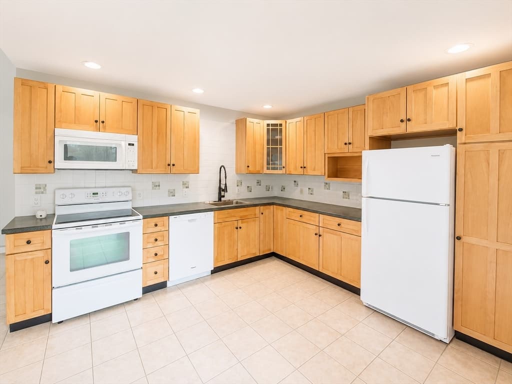 Single Family Residence at 23 Acorn Street, Scituate MA 02066, photo 6 of 31