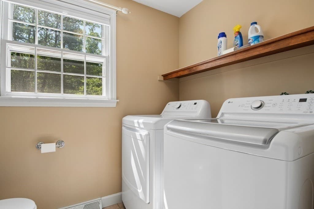 Single Family Residence at 408 Whitney Street, Northborough MA 01532, photo 12 of 30