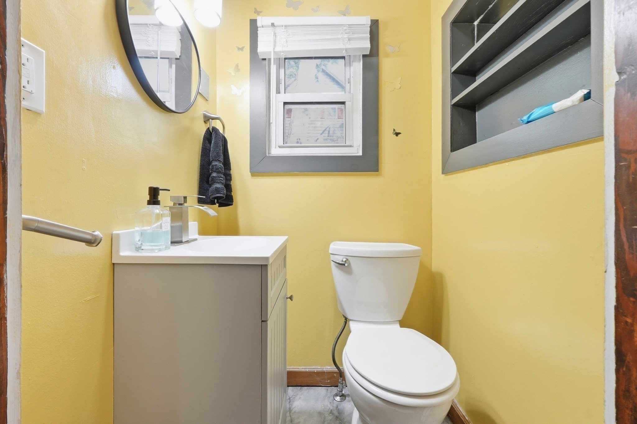 Single Family Residence at 168 Drury Ave, Athol MA 01331, photo 11 of 31