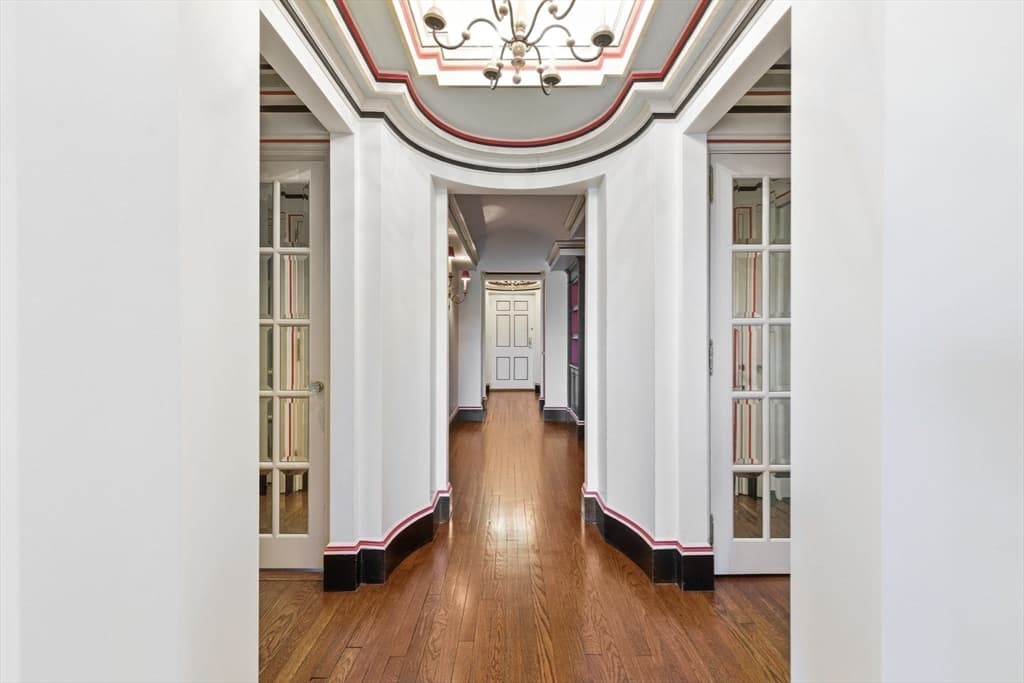 Condominium at 250 Beacon St # 10, Boston MA 02116, photo 16 of 28