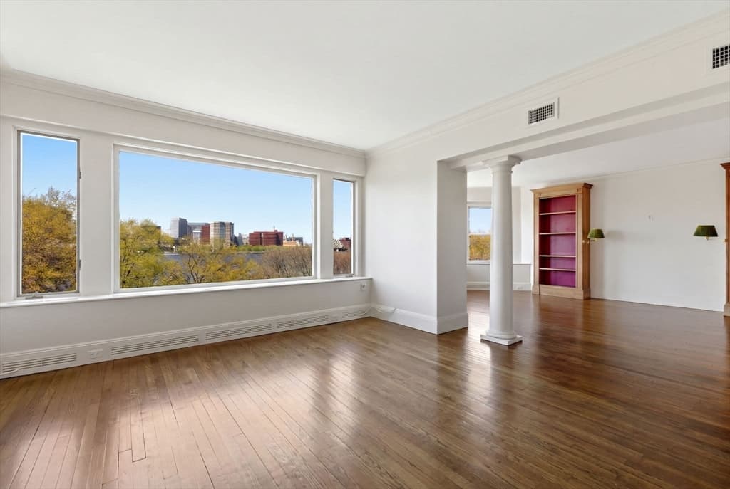 Condominium at 250 Beacon St # 10, Boston MA 02116, photo 12 of 28