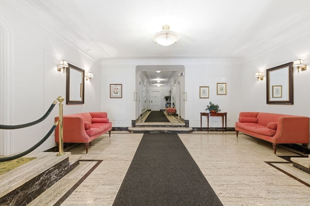Condominium at 250 Beacon St # 10, Boston MA 02116, photo 26 of 28