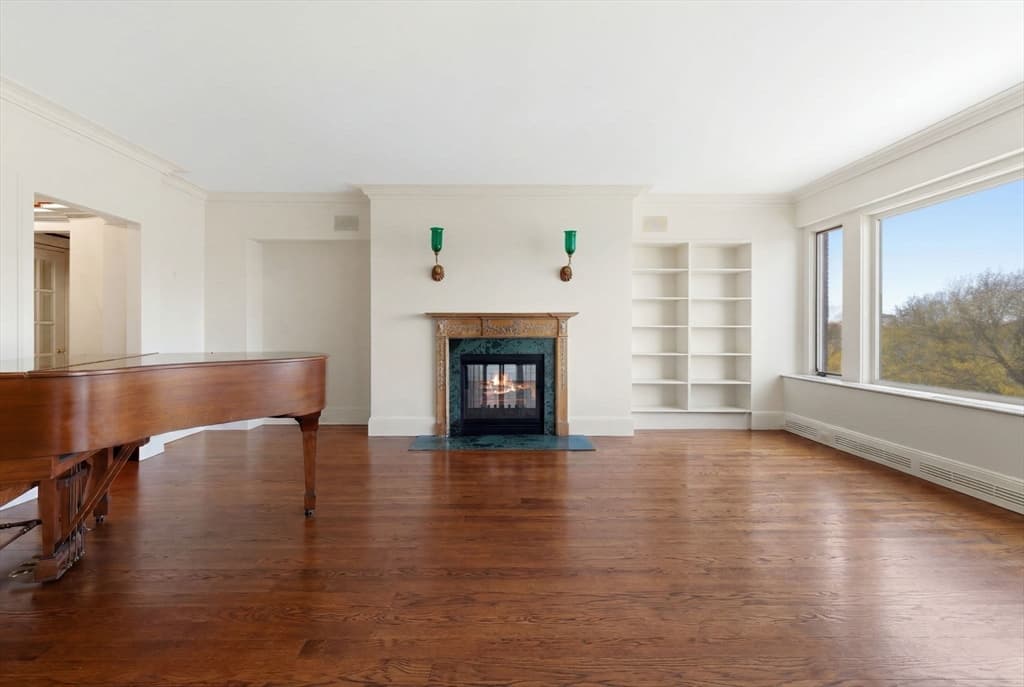 Condominium at 250 Beacon St # 10, Boston MA 02116, photo 7 of 28