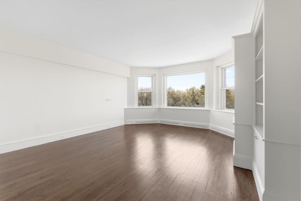 Condominium at 250 Beacon St # 10, Boston MA 02116, photo 20 of 28