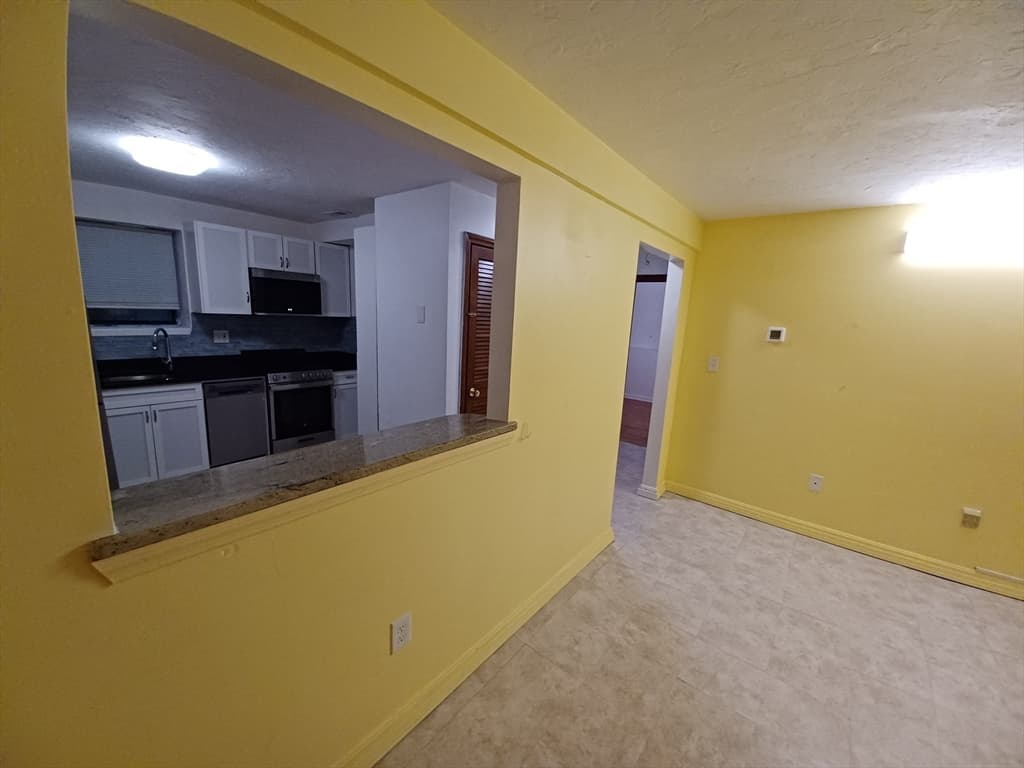 Condominium at 8 Jackson St # C1, Quincy MA 02169, photo 6 of 19