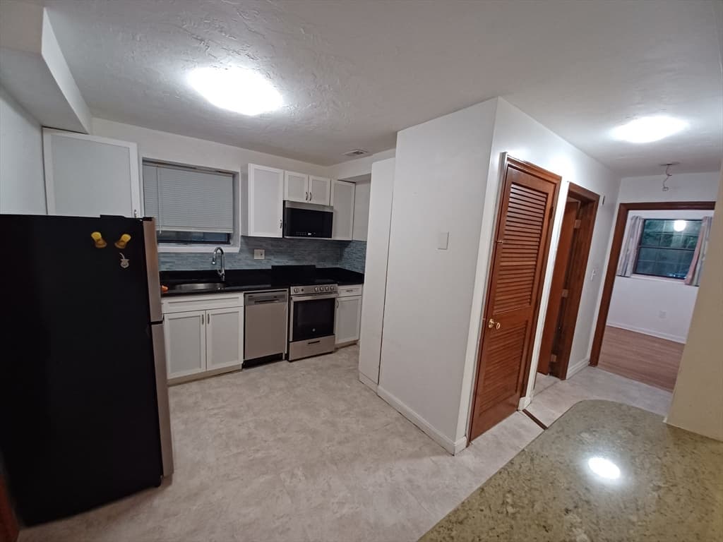 Condominium at 8 Jackson St # C1, Quincy MA 02169, photo 8 of 19