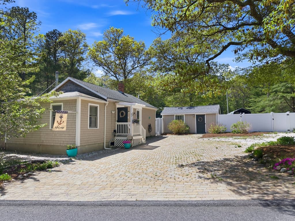 Single Family Residence at 83 Valley Road, Plymouth MA 02360, Plymouth, photo 34 of 41
