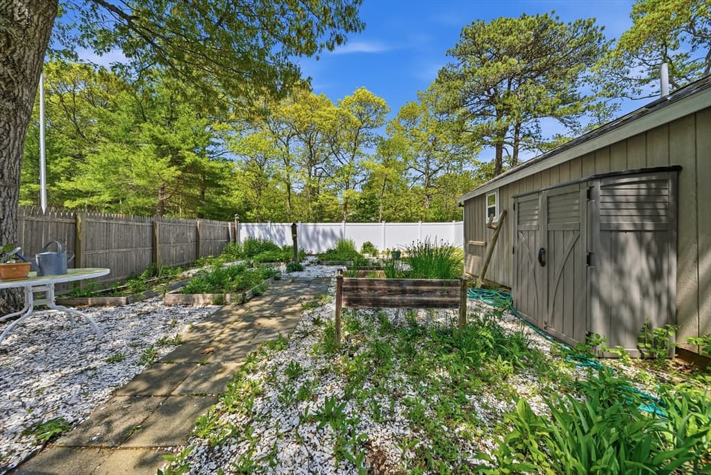 Single Family Residence at 83 Valley Road, Plymouth MA 02360, Plymouth, photo 31 of 41