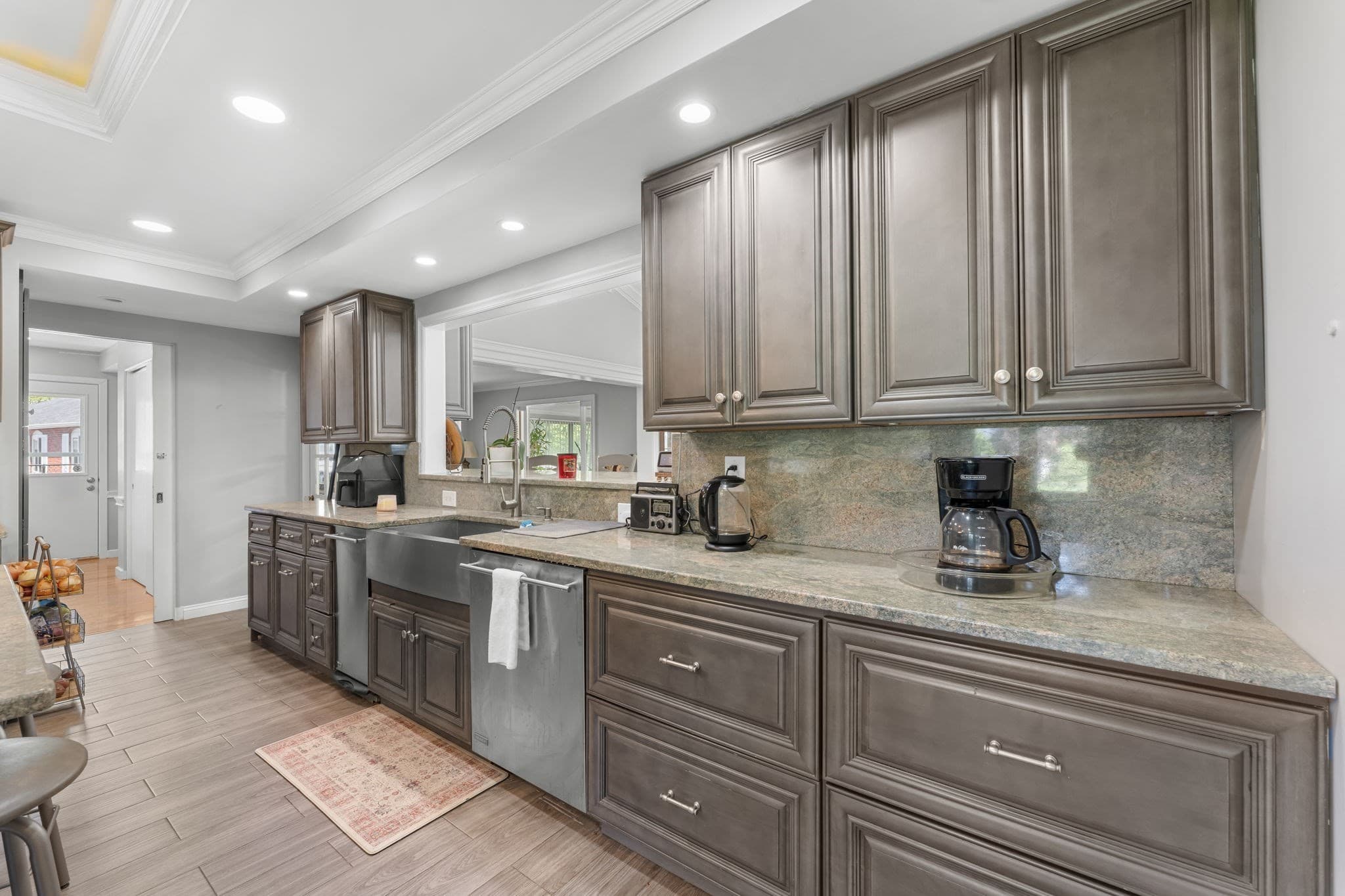 Single Family Residence at 59 Briarcliff Rd, Brockton MA 02301, photo 10 of 40