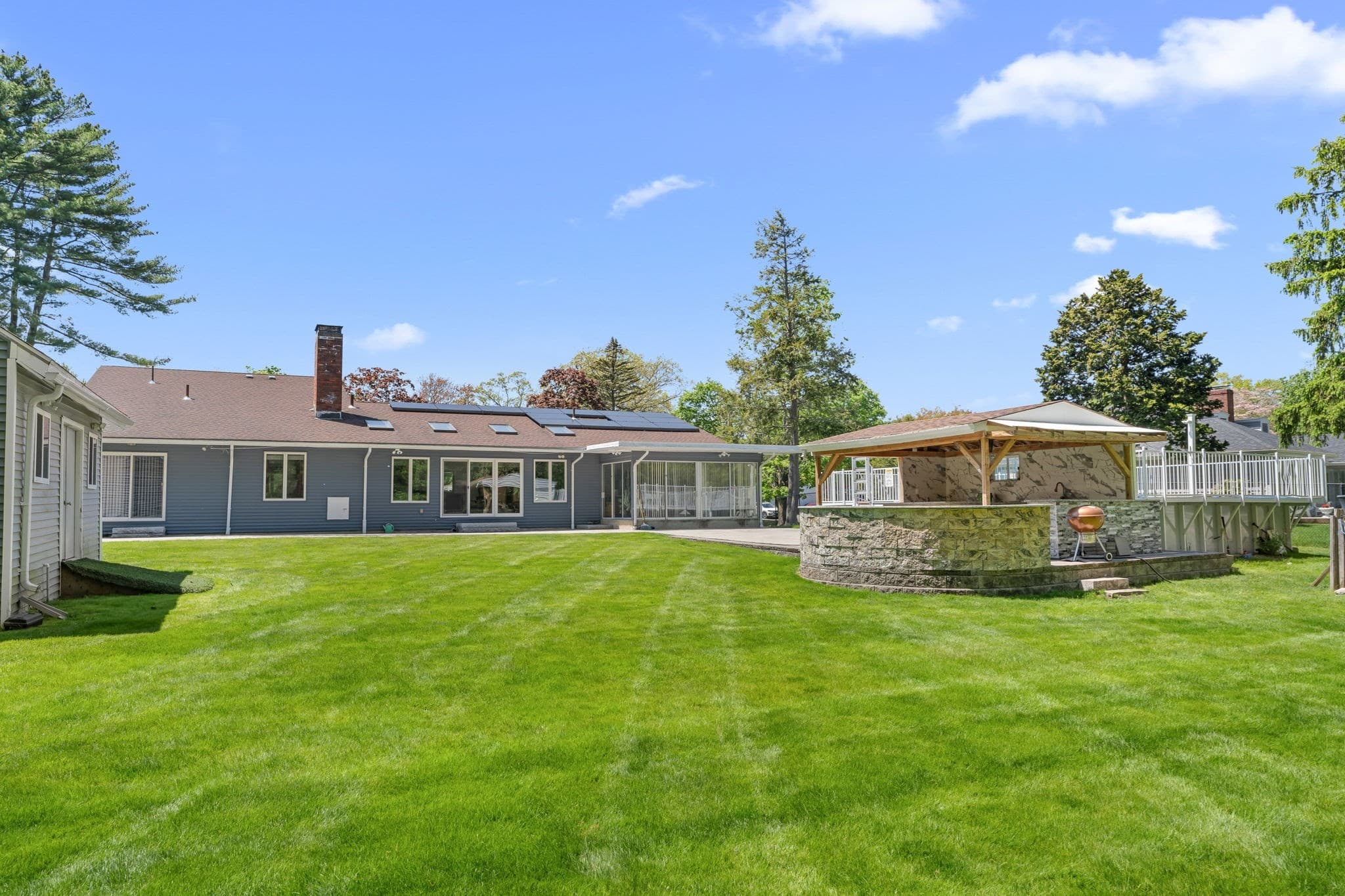 Single Family Residence at 59 Briarcliff Rd, Brockton MA 02301, photo 40 of 40