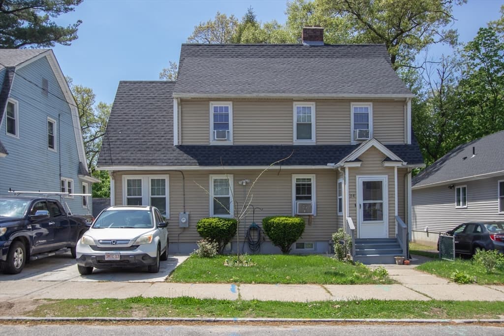 34 Preston St, Springfield MA 01109 photo 2