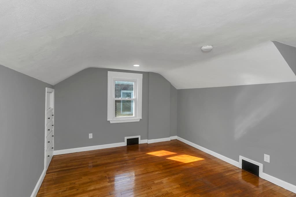 46 Knollwood St, Springfield MA 01104 photo 25