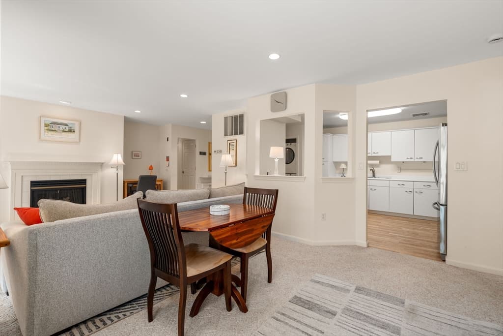 770 Salisbury St # J558, Worcester MA 01609 photo 7