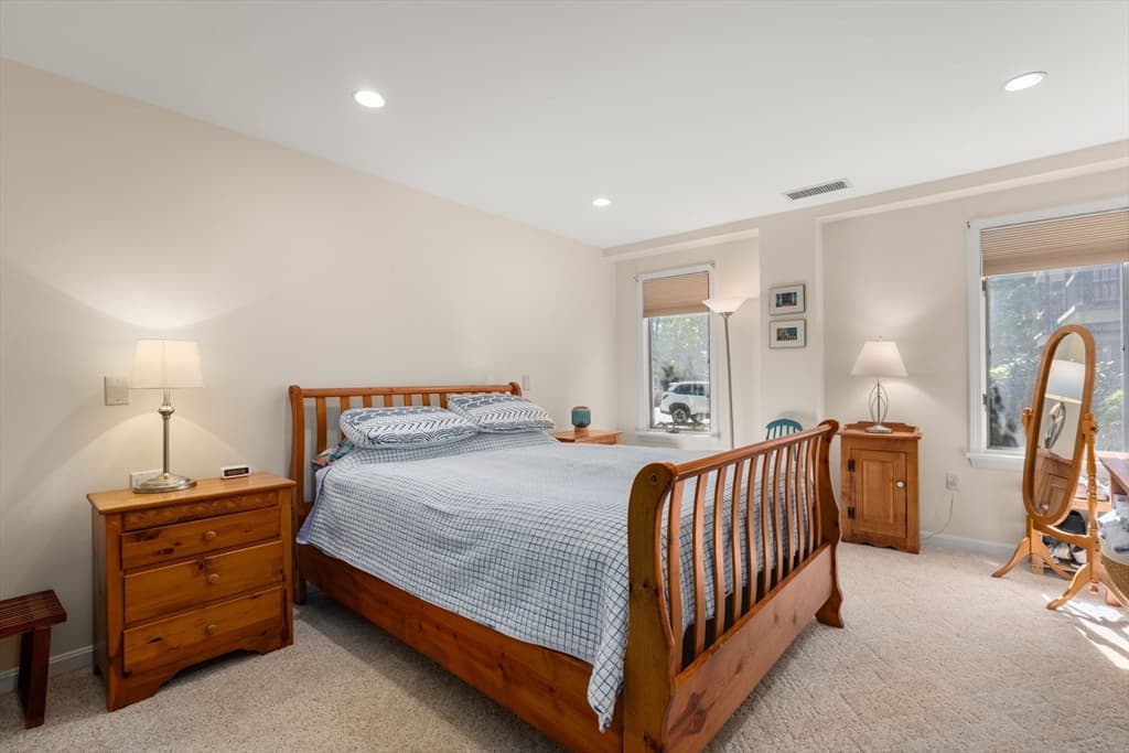 770 Salisbury St # J558, Worcester MA 01609 photo 10