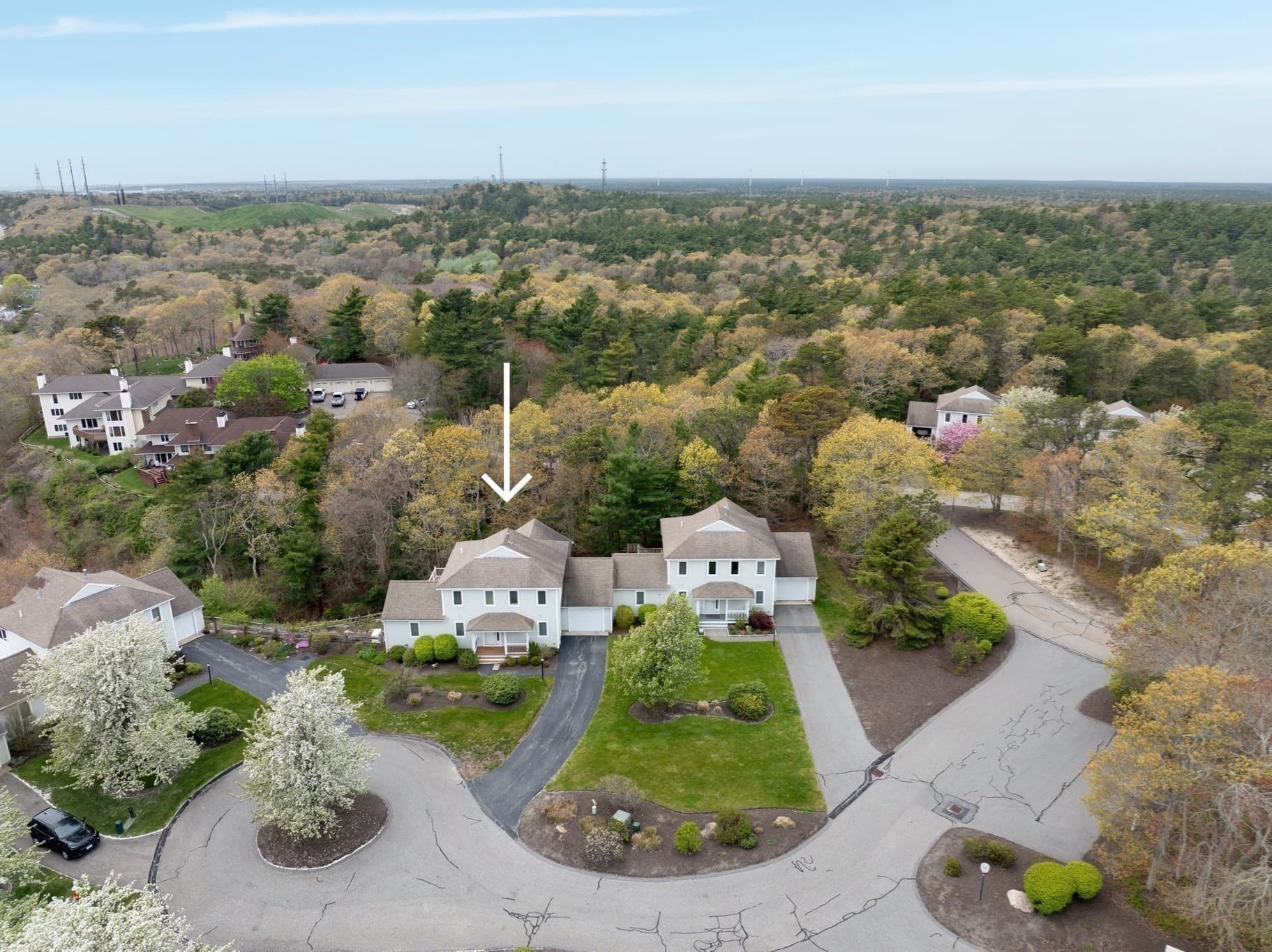 Condominium at 2 Beach Plum Ln, Bourne MA 02532, photo 5 of 42