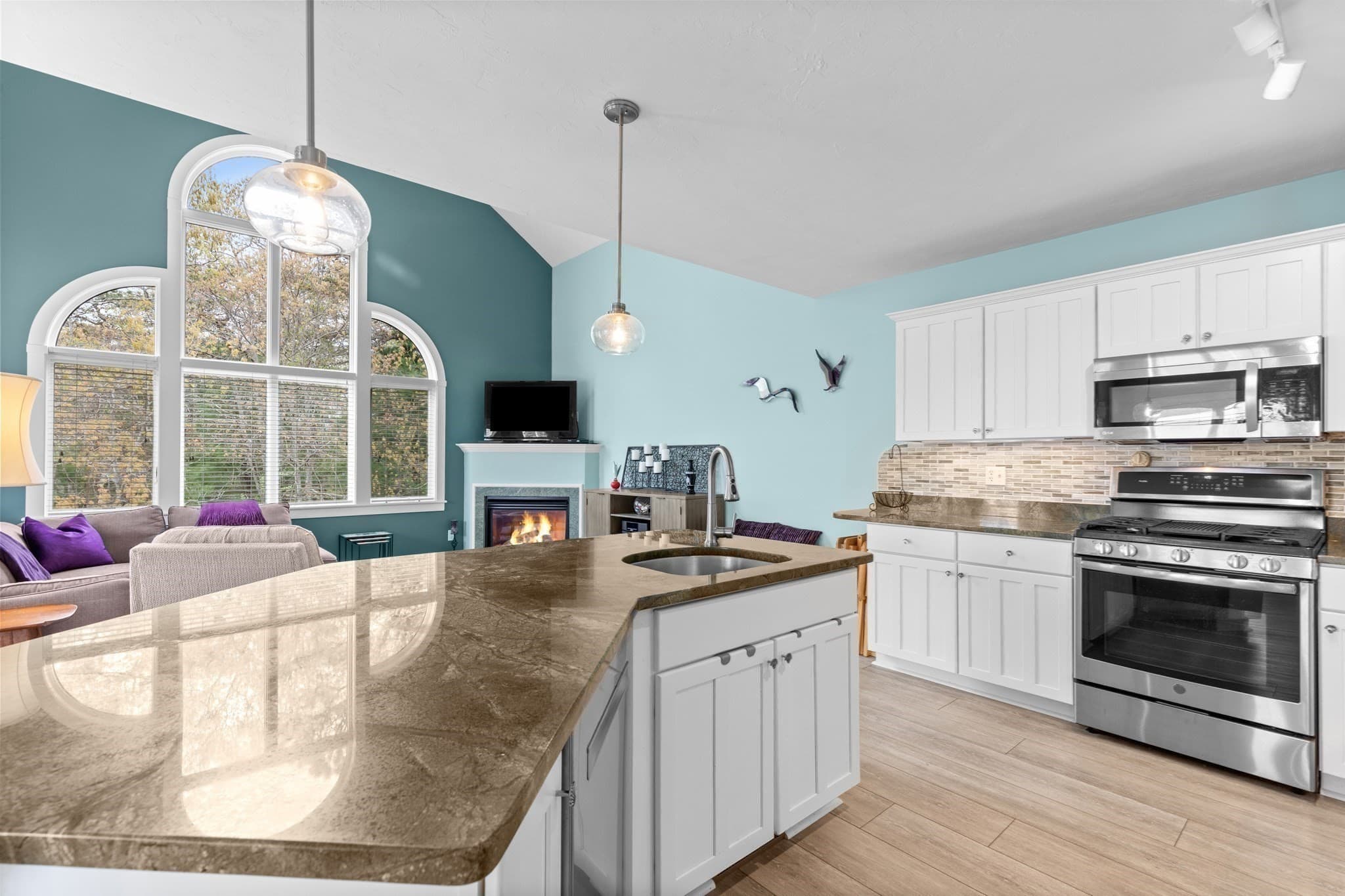 Condominium at 2 Beach Plum Ln, Bourne MA 02532, photo 11 of 42