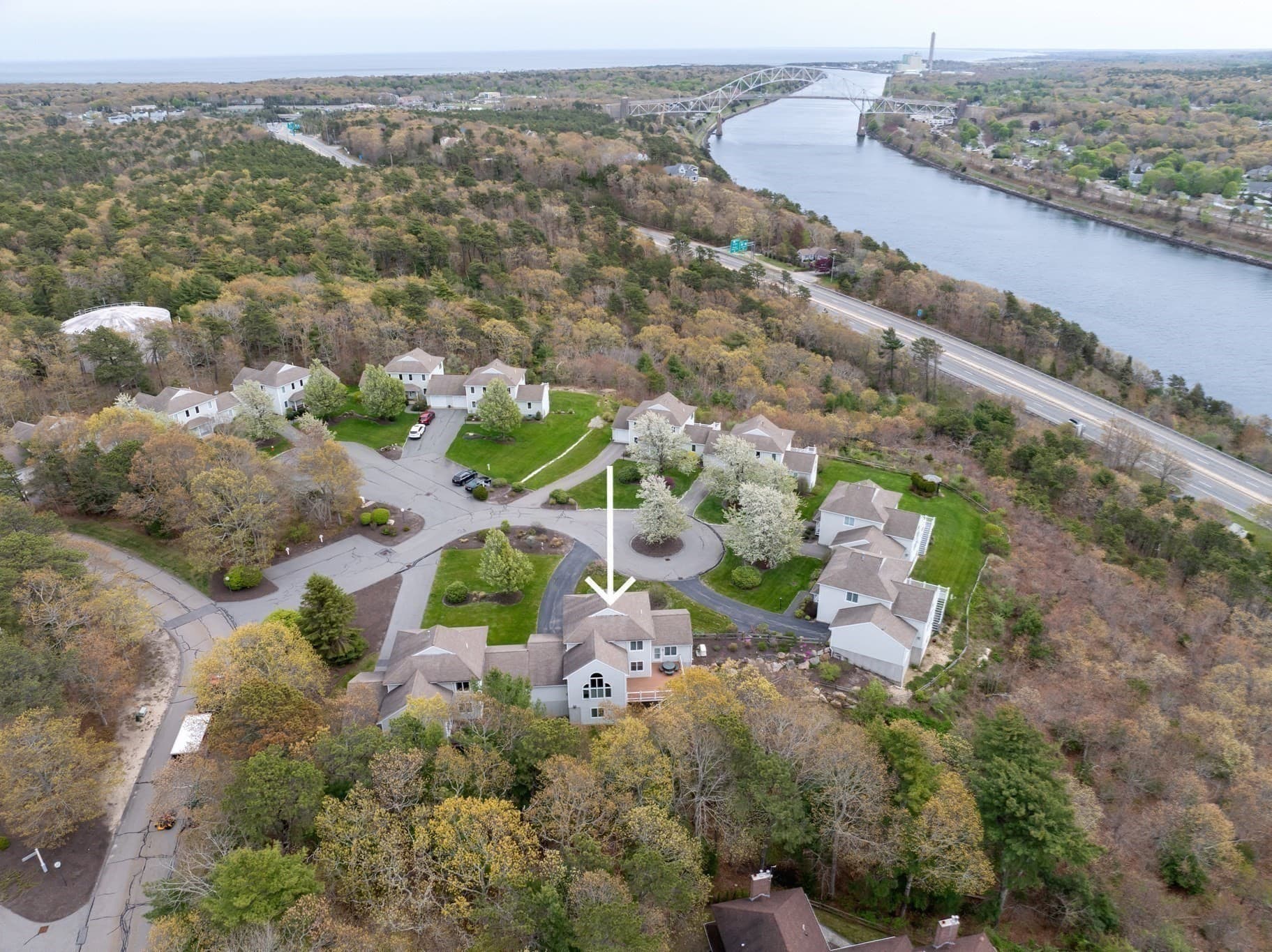Condominium at 2 Beach Plum Ln, Bourne MA 02532, photo 35 of 42