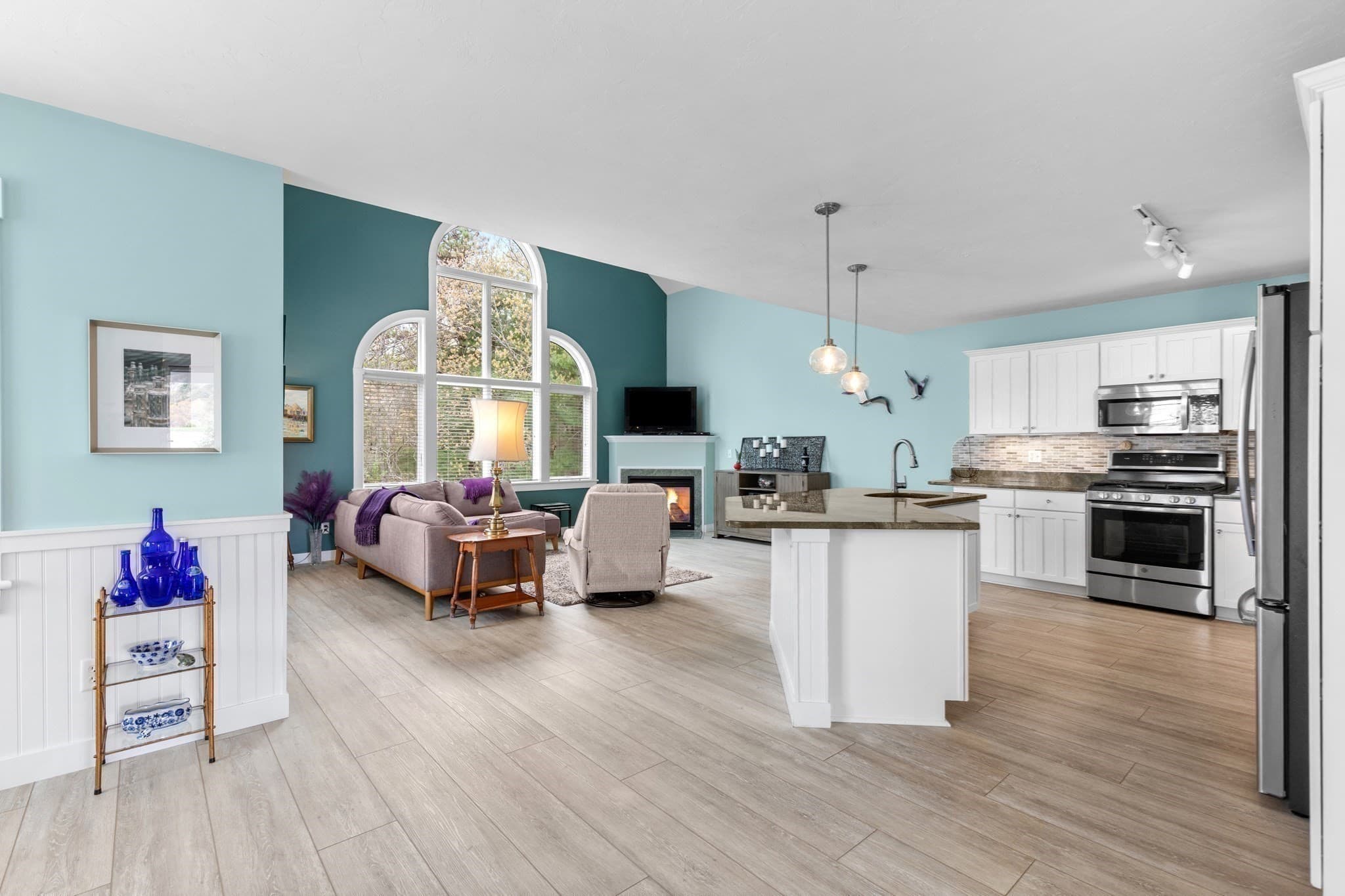 Condominium at 2 Beach Plum Ln, Bourne MA 02532, photo 8 of 42