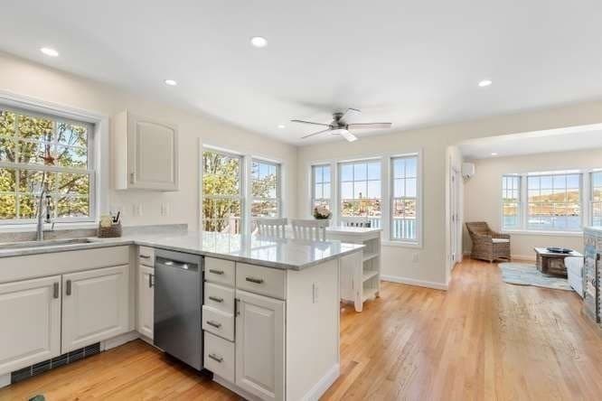 64 Rocky Neck Ave # B, Gloucester MA 01930 photo 2