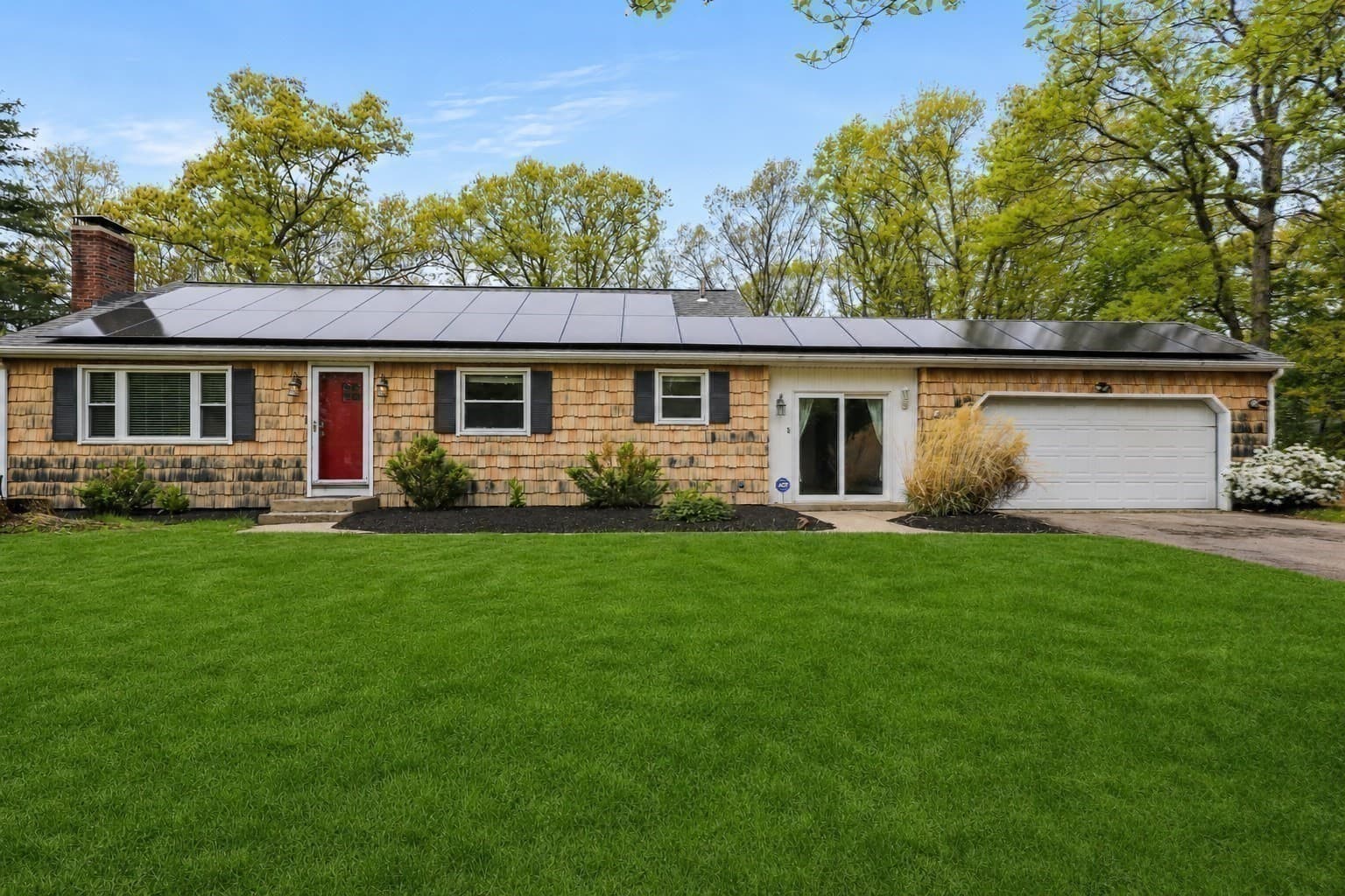Single Family Residence at 3 Willett Drive, Attleboro MA 02703, Attleboro, photo 3 of 30