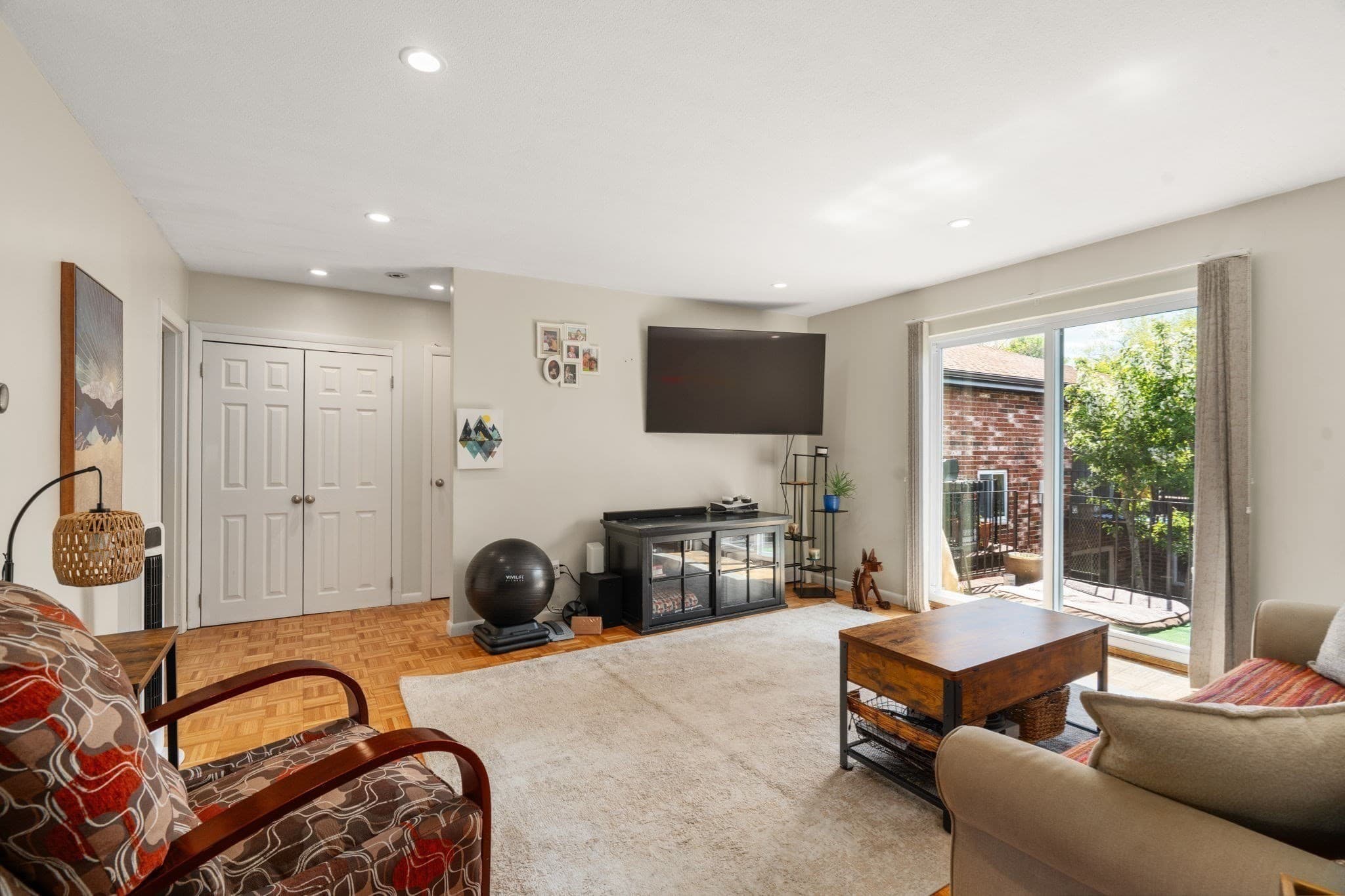 Condominium at 24 Westgate Road # 5, Boston MA 02132, Boston, photo 5 of 21