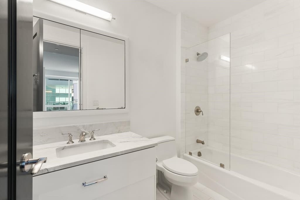 50 Liberty Drive # 7L, Boston MA 02210 photo 23
