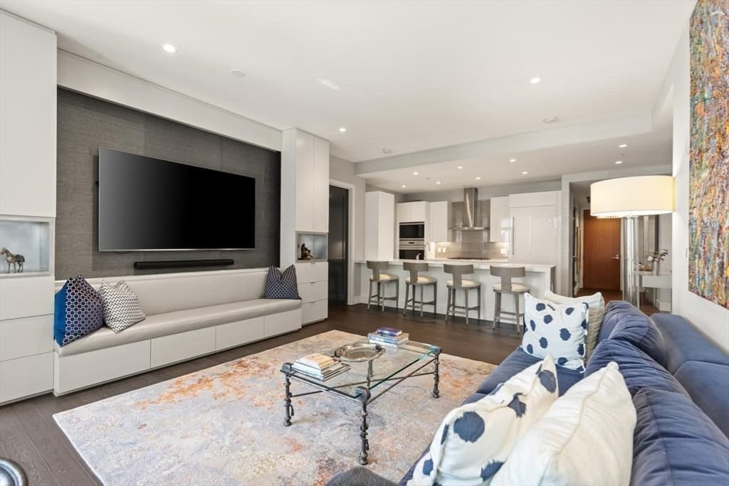 50 Liberty Drive # 7L, Boston MA 02210 photo 9