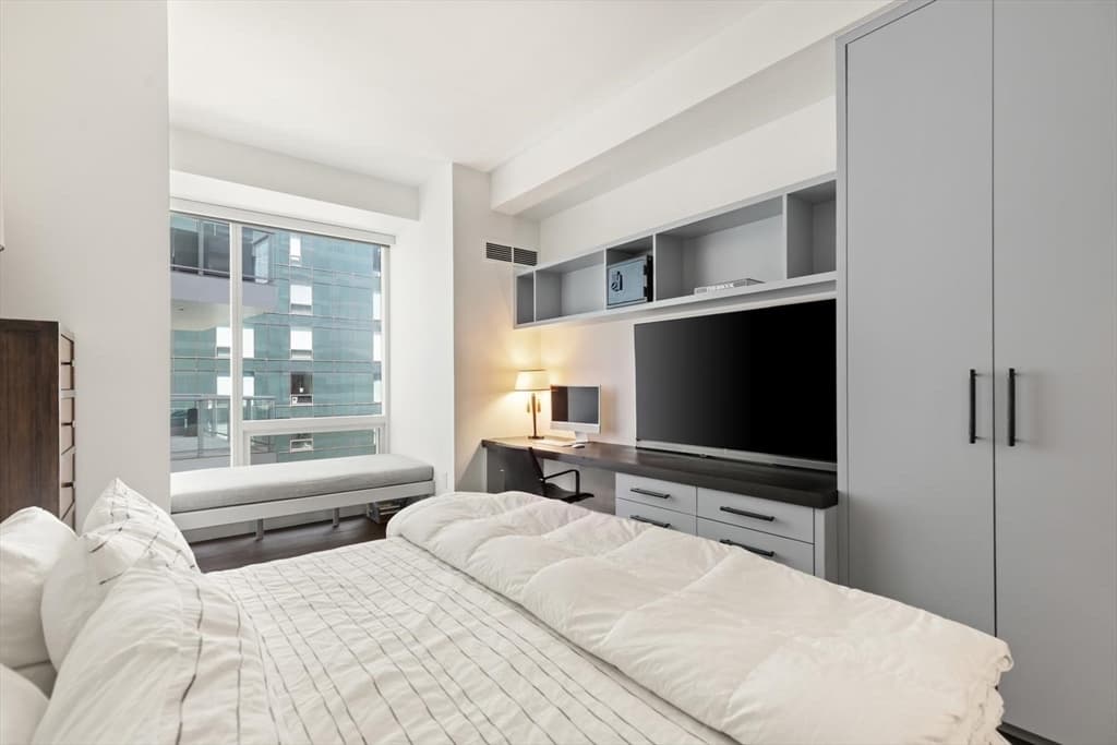50 Liberty Drive # 7L, Boston MA 02210 photo 18