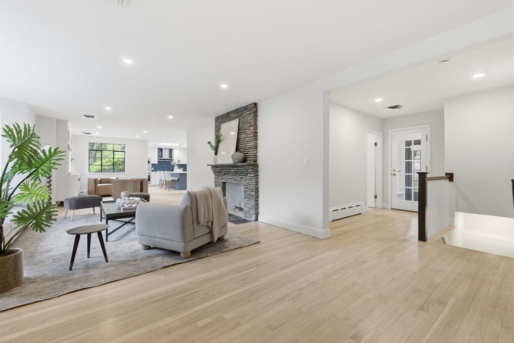 Single Family Residence at 180 Eliot St, Brookline MA 02467, Brookline, photo 5 of 37