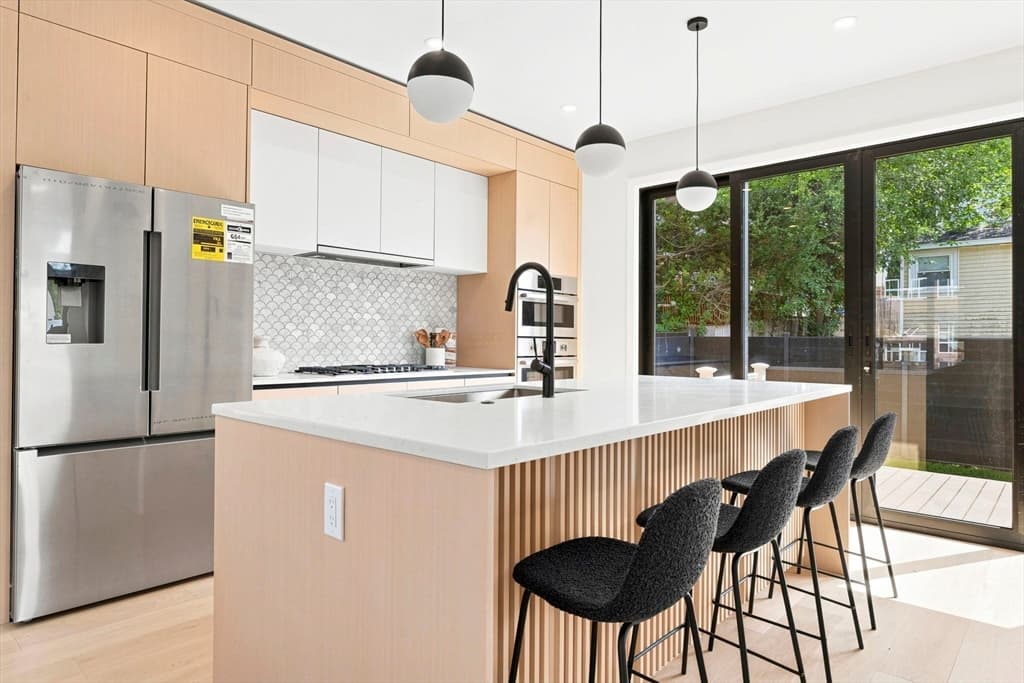 236 Lake Street, Waltham MA 02451 photo 6