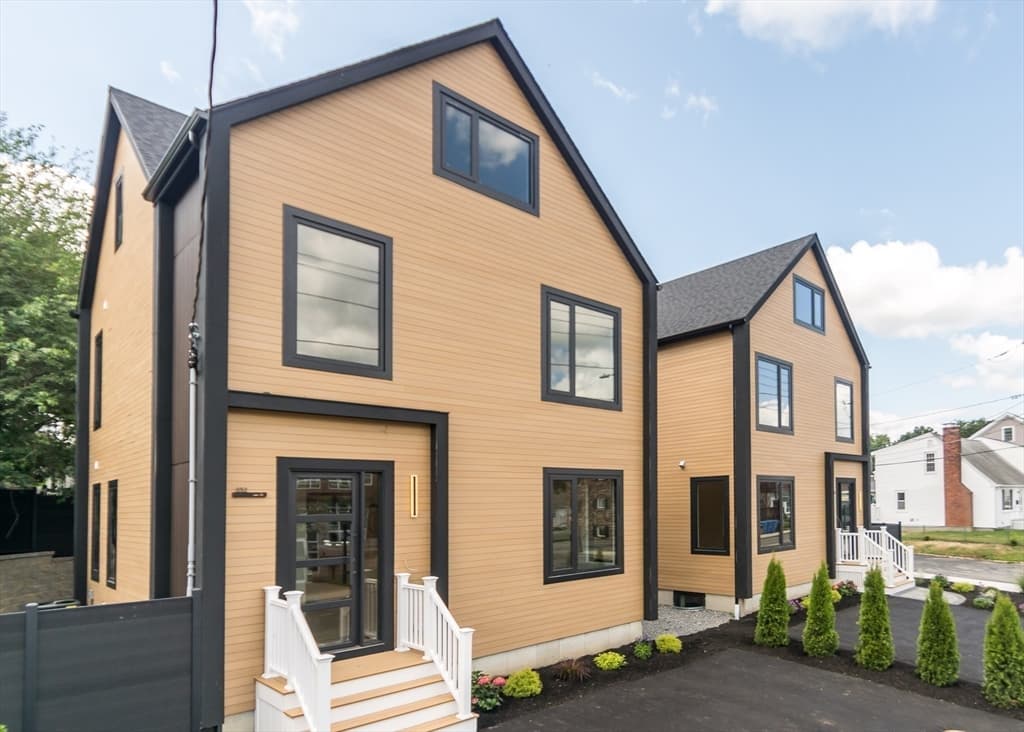 236 Lake Street, Waltham MA 02451