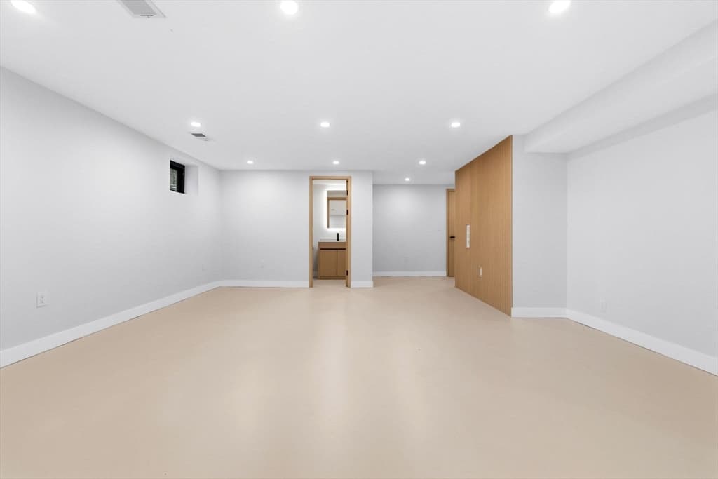 236 Lake Street, Waltham MA 02451 photo 31