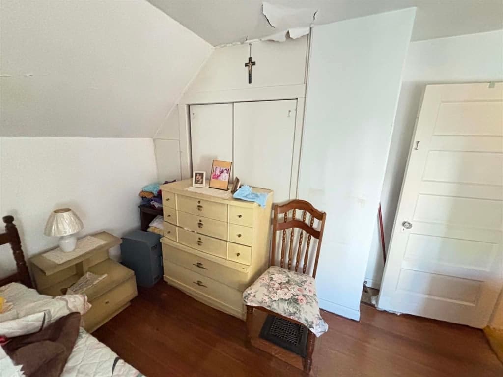 Single Family Residence at 15 Jackson St, Newton MA 02458, photo 4 of 9