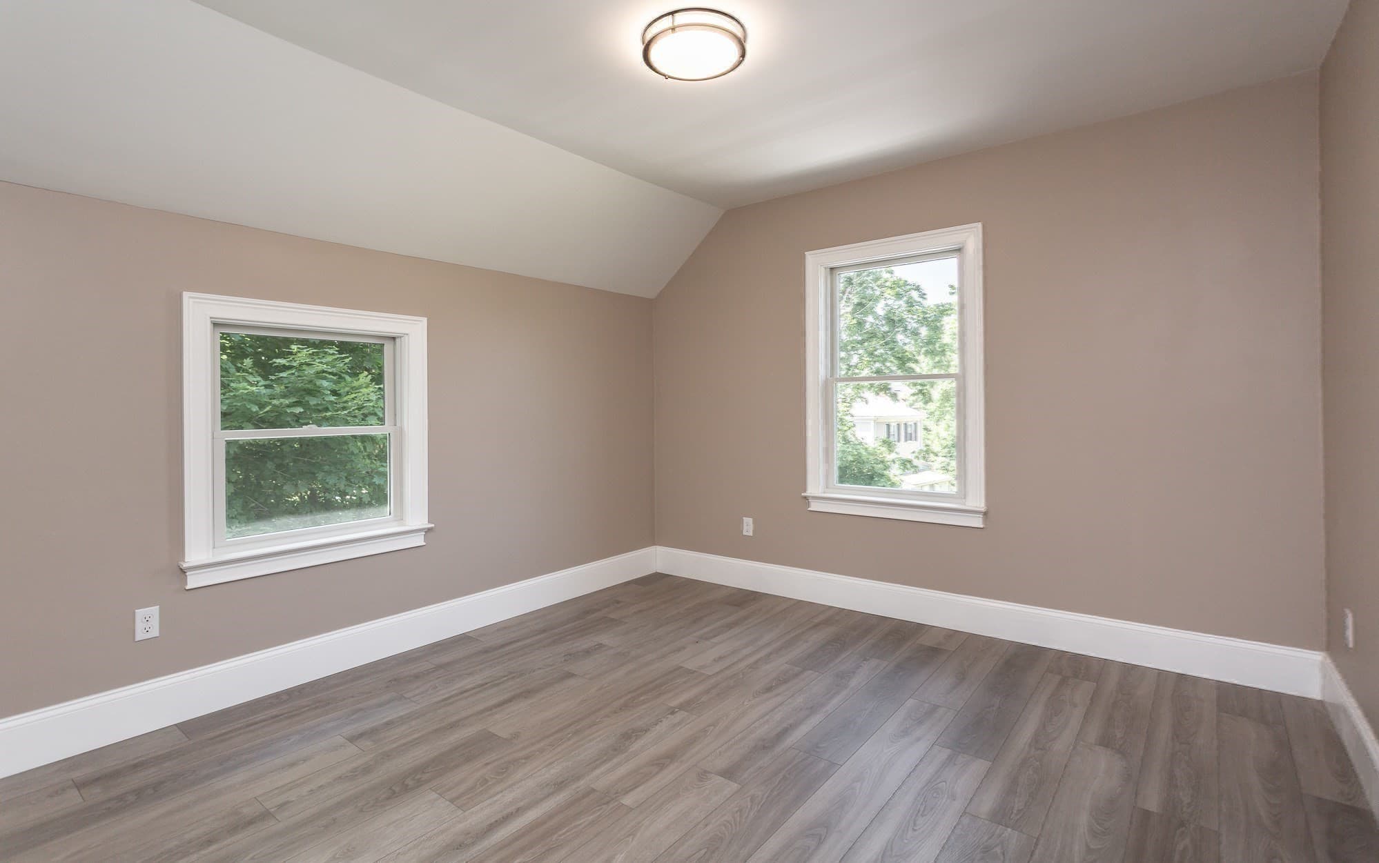 Single Family Residence at 14 Wilmarth St, Attleboro MA 02703, Attleboro, photo 24 of 31