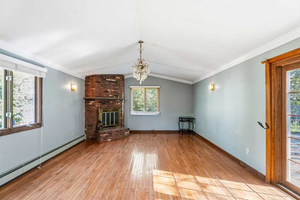 9 E Harbor Cir, Falmouth MA 02536 photo 5