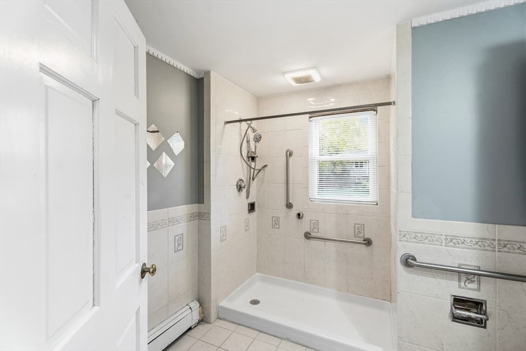9 E Harbor Cir, Falmouth MA 02536 photo 14