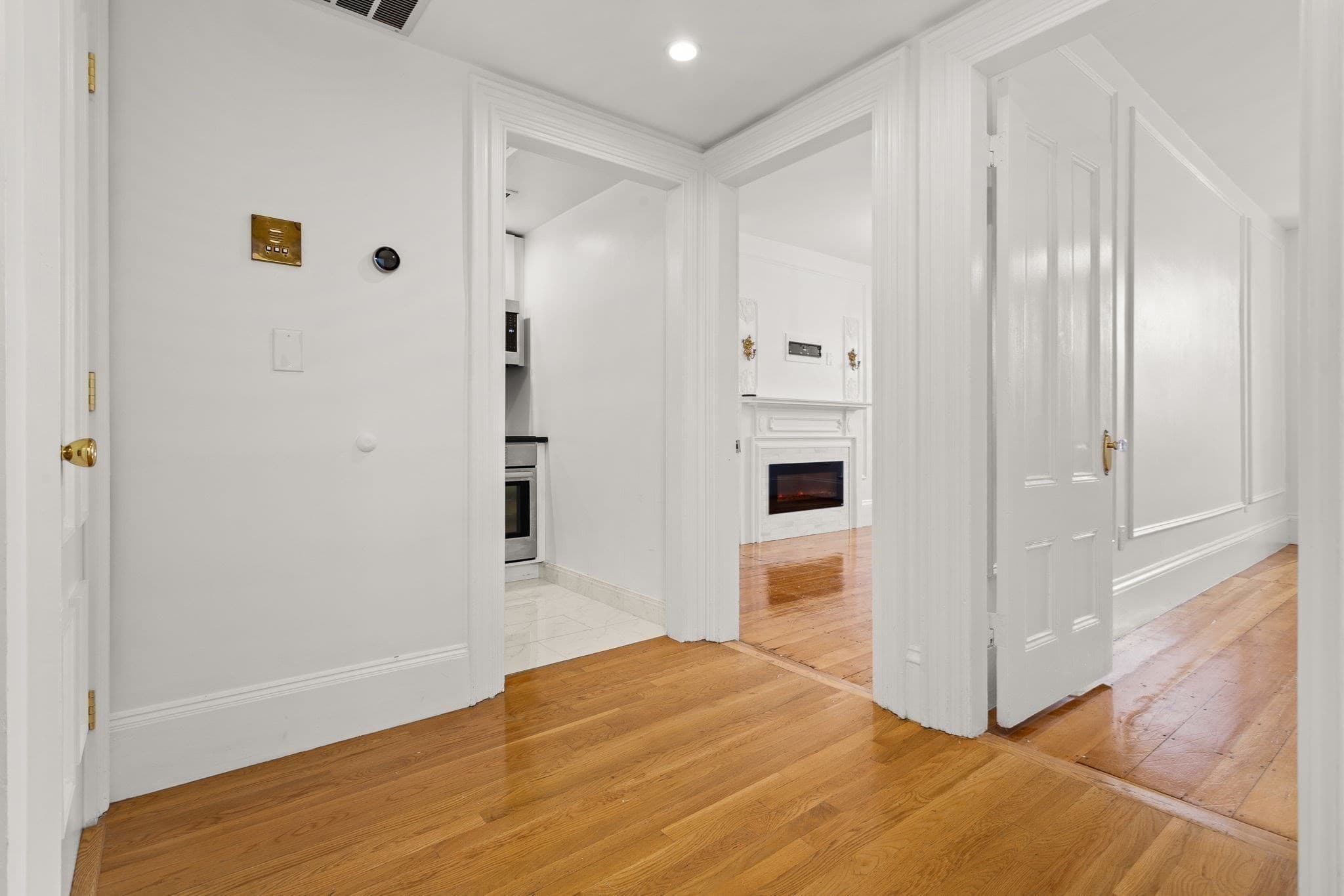 Condominium at 127 Beacon St # 51, Boston MA 02116, photo 17 of 21