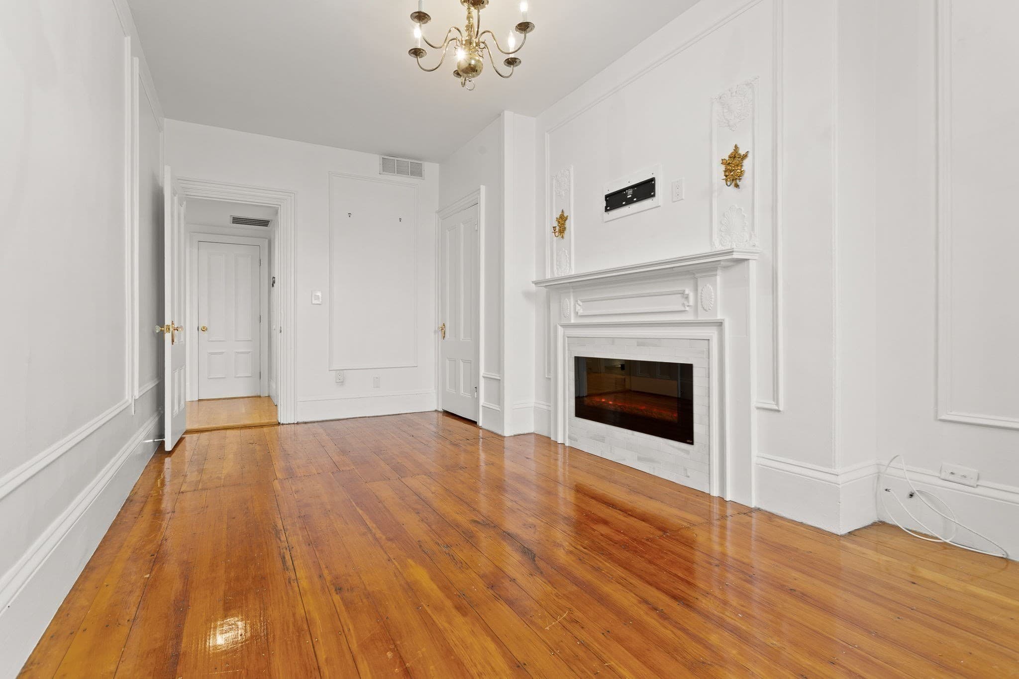 Condominium at 127 Beacon St # 51, Boston MA 02116, photo 7 of 21