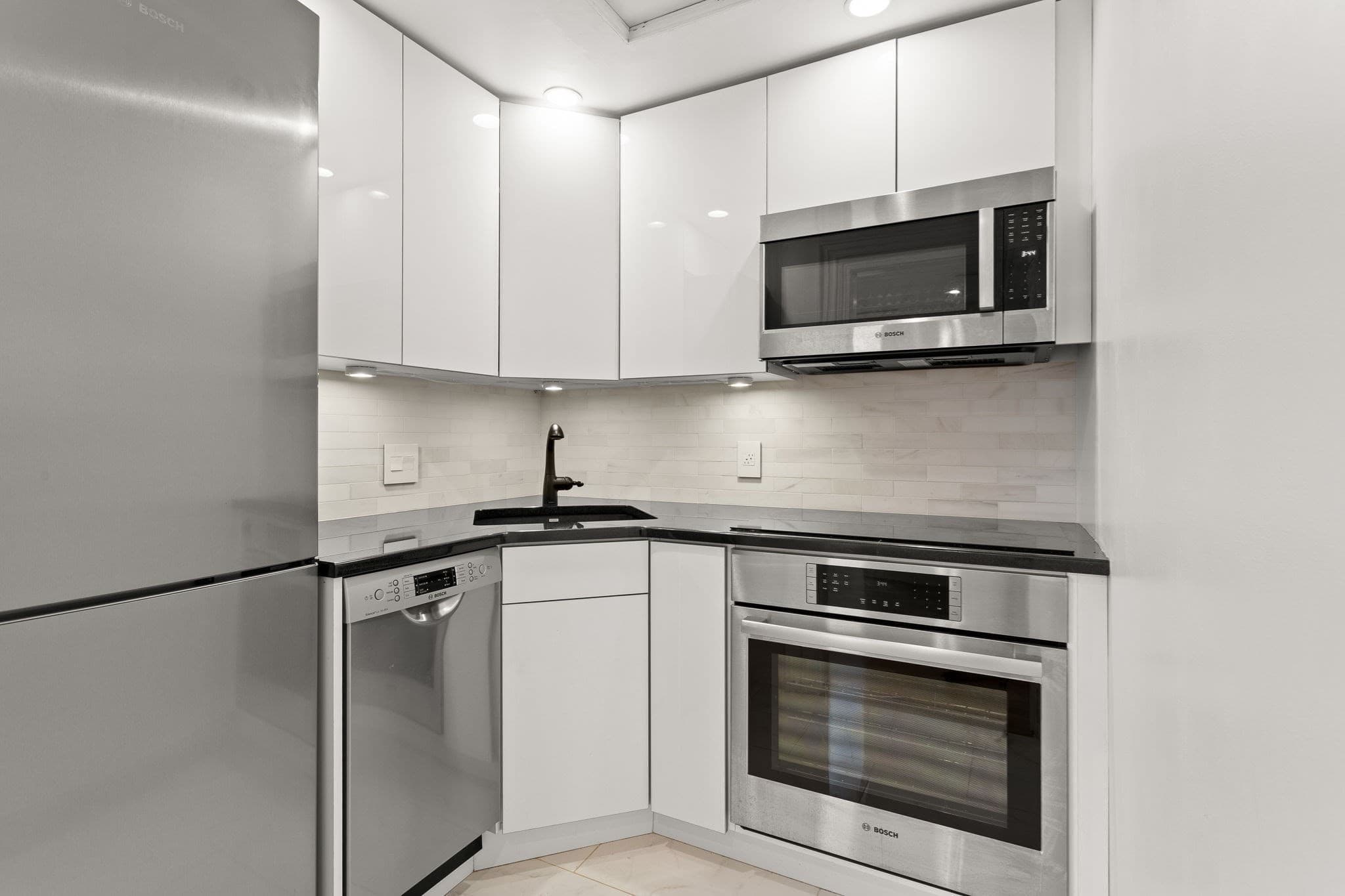 Condominium at 127 Beacon St # 51, Boston MA 02116, photo 14 of 21